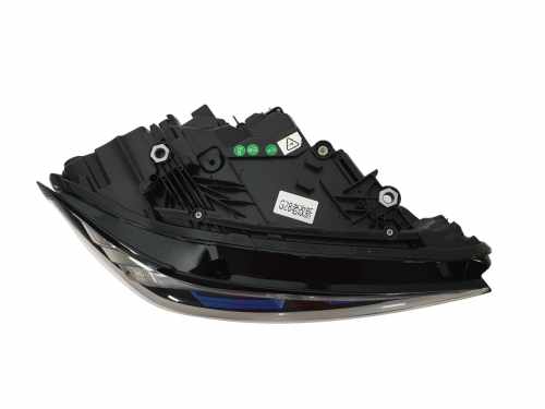 Передні фари ( Laser LCI ) апгрейд з LED Adaptive на BMW 3 Series G20 / G21 2018-2022 року