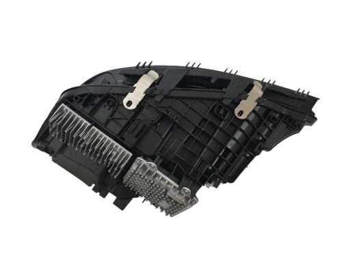 Передні фари ( Laser LCI ) апгрейд з LED Adaptive на BMW 3 Series G20 / G21 2018-2022 року