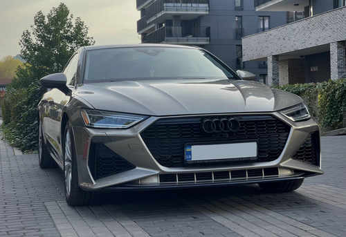Передній бампер (стиль RS7) на AUDI A7 4K 2017-2023 року