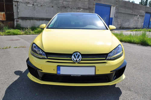 Передній бампер (стиль R400) на Volkswagen Golf VII 2012-2017 року