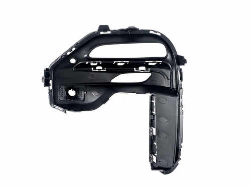 Решітка в бампер накладка RH на BMW X5 G05 2018-2022 року