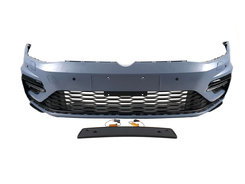Передній бампер (стиль R-Line) на Volkswagen Golf VII 2017-2020 року