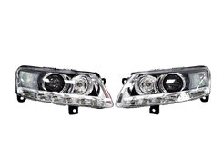 Передні фари (Bi-Xenon No Adaptive) без блоків LCI на Audi A6 C6 2004-2011 року