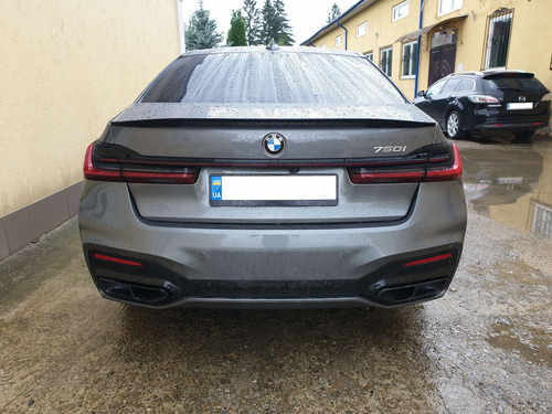 Спойлер Чорний глянець на BMW 7 Series G11/G12 2015-2019 року