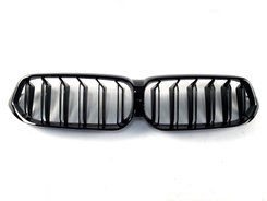 Ніздрі Чорний глянець (Подвійні M-Look) на BMW 6 Series (GT) G32 2020-2022 року