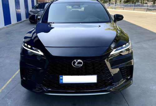 Передній бампер (стиль F-Sport) на Lexus RX 2022-2024 року