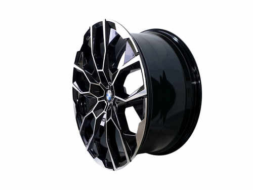 R22 Chrome Black (різноширокі) Диски на BMW X5 F15 2013-2018 року