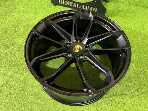 Диски Porsche (Satin Black) R22 різноширокі (5x130)