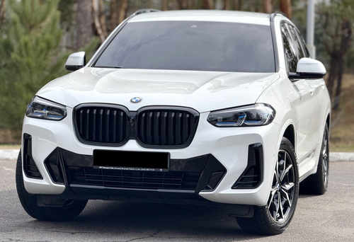 Решітка ноздрі чорний глянець на BMW X3 G01 2022-2024 роки