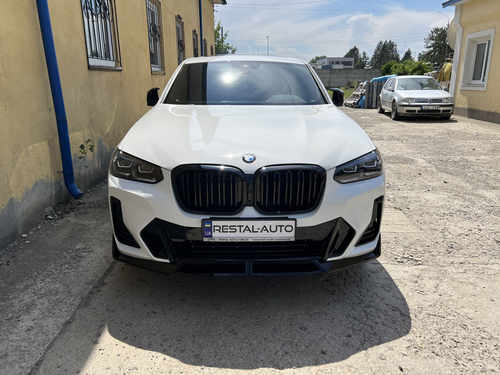 Губа (переднього бампера) Чорний глянець на BMW X3 G01 2022-2024 роки