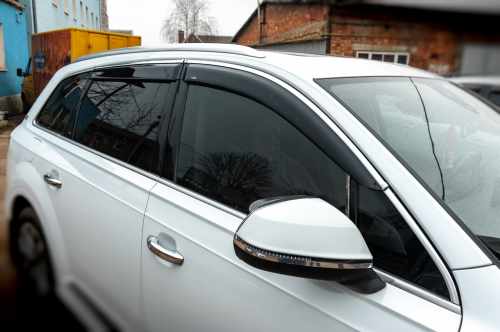 Вітровики Audi Q7 2015-2026, з хромованим молдингом, HIC (4 шт)