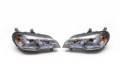 Передние фары (2 шт, светлые) для BMW X5 E-70 2007-2013 гг.
