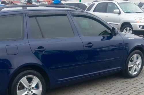 Вітровики Skoda Octavia II A5 2006-2013, універсал, HIC (4 шт)