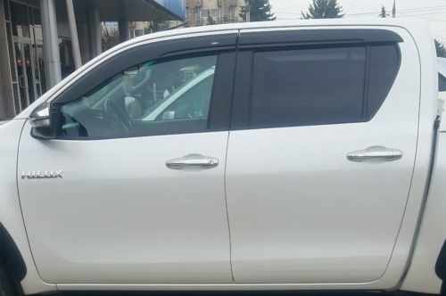 Вітровики Toyota Hilux 2015+, HIC (4 шт)