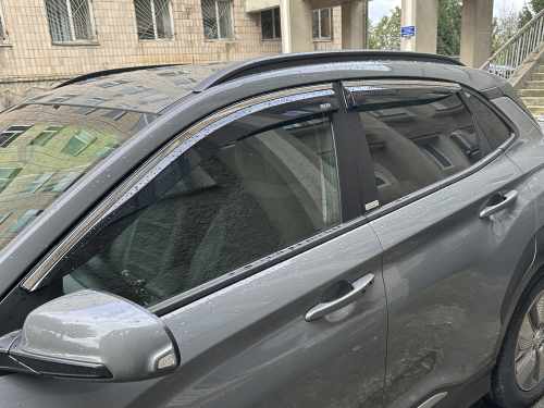 Вітровики Hyundai Kona SX2 2023+, з хромованим молдингом, Niken (4 шт)