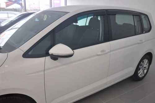 Вітровики Volkswagen Touran 2015+, HIC (4 шт)