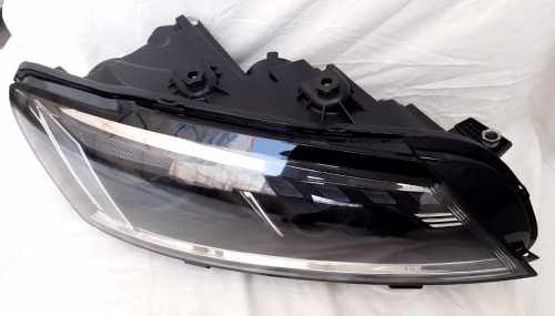 Передні фари FULL LED стиль A4 для Volkswagen Passat B7 USA 2010-2015