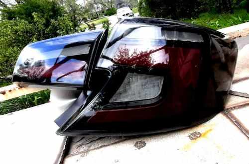 Задні ліхтарі LED червоно-чорні стиль WX для Toyota Camry V50 USA 2012-2017