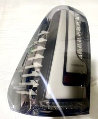 Задні ліхтарі тюнінг LED чорні BW для Toyota Hilux Revo 2014