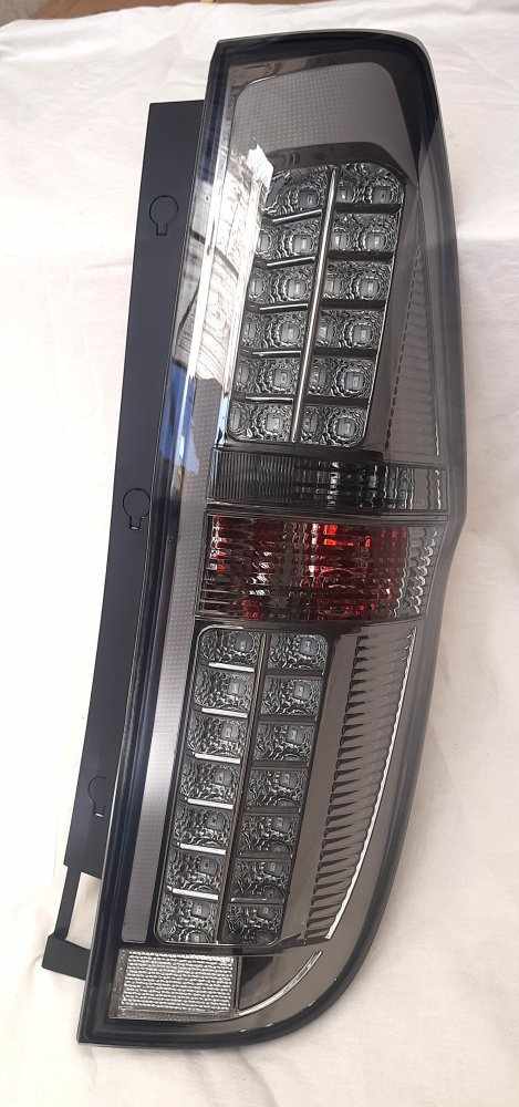 Задні ліхтарі LED хром для Hyundai Starex H-1 2008+