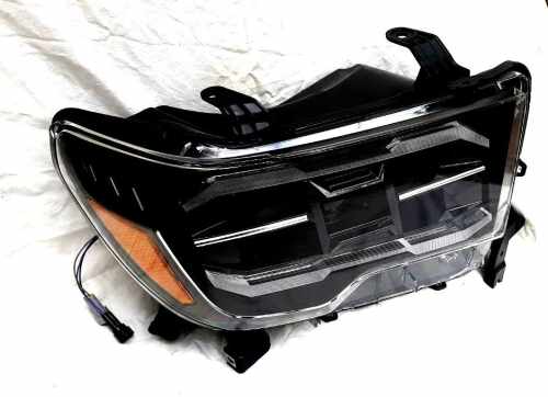 Передні фари LED чорні RP для Toyota Tundra 2007+