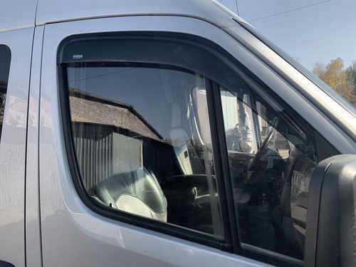 Вітровики (2 шт, Niken) для Volkswagen Crafter 2006-2016 рр