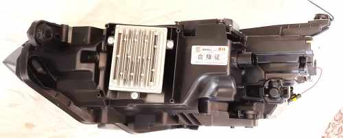 Передні фари FULL LED SY для Volkswagen Passat B8 2015-2023