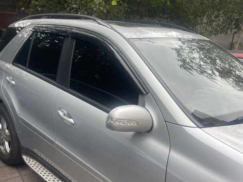 Вітровики Mercedes ML W164 2005-2011, з хромованим молдингом, Niken Luxury (4 шт)