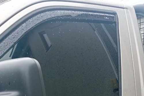 Вітровики Volkswagen T5 2003-2015 / Volkswagen T6, вставні, HIC (2 шт)