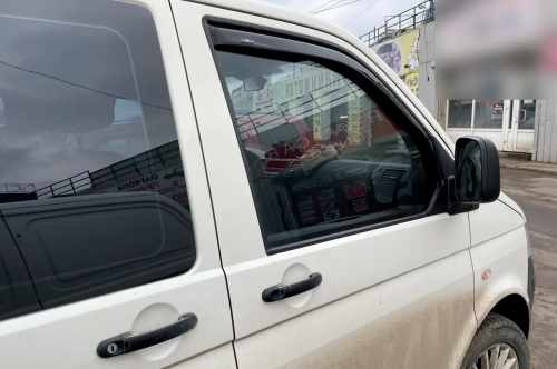 Вітровики Volkswagen T5 2003-2015 / Volkswagen T6, вставні, HIC (2 шт)