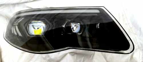 Передні фари FULL LED для Volkswagen Touareg 2006+
