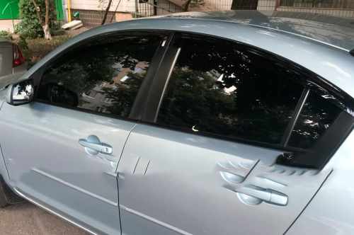 Вітровики Mazda 3 2003-2009, седан, HIC (4 шт)