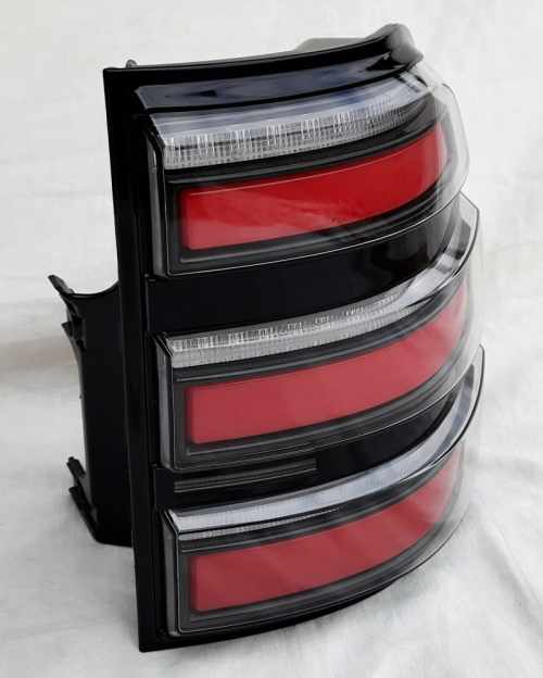 Задні ліхтарі LED ZW для Mitsubishi Pajero Mk4 2006+