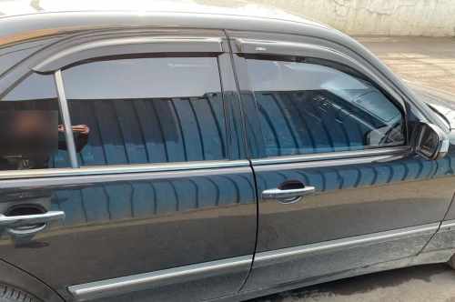 Вітровики Mercedes E-class W210 1995-2002, седан, HIC (4 шт)