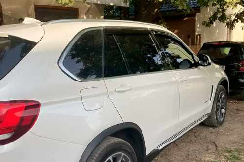 Вітровики BMW X5 F15 2013-2018, з хромованим молдингом, HIC (4 шт)