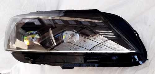 Передні фари FULL LED стиль A4 для Volkswagen Passat B7 USA 2010-2015