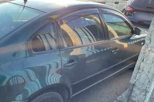 Вітровики Volkswagen Passat B5 1997-2005, седан, HIC (4 шт)