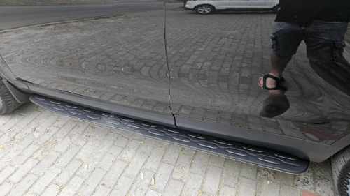 Бокові пороги підніжки для Land Rover Discovery V