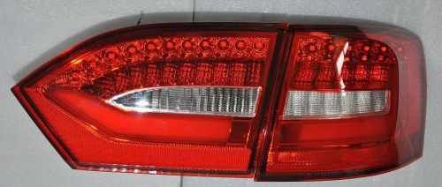Задние светодиодные LED фонари для Volkswagen Jetta Mk6 2011-2015