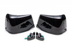 Задняя оптика (Sequential Black) для Toyota Land Cruiser 200 2016-2022
