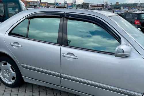 Вітровики Mercedes E-class W210 1995-2002, седан, HIC (4 шт)