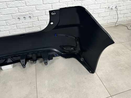 Бампер задній рестайлінг 2017+ для Lexus CT 200h 2010-2021