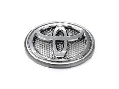 Емблема з подіумом Toyota Land Cruiser Prado 150 2013-2017, колір сірий