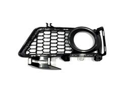 Накладка на протитуманну фару ліва M пакет 51118062631 BMW 3 series F30 F31 2012-2018
