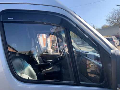 Вітровики (2 шт, Niken) для Volkswagen Crafter 2006-2016 рр