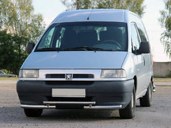 Передняя защита ST009 (нерж) 60 мм для Peugeot Expert 1996-2007