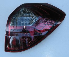 Задние фонари красные Valenti для Subaru Outback 2005-2009