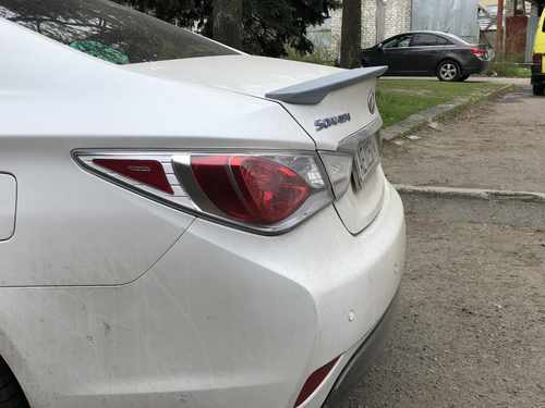 Спойлер ліп багажника Hyundai Sonata 2010-2014 АБС пластик під фарбування