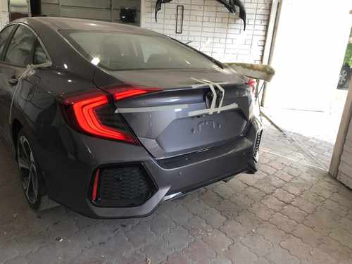 Бампер задній SI Honda Civic 4D 2016-2019 комплектний