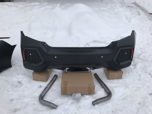 Бампер задній SI Honda Civic 4D 2016-2019 комплектний